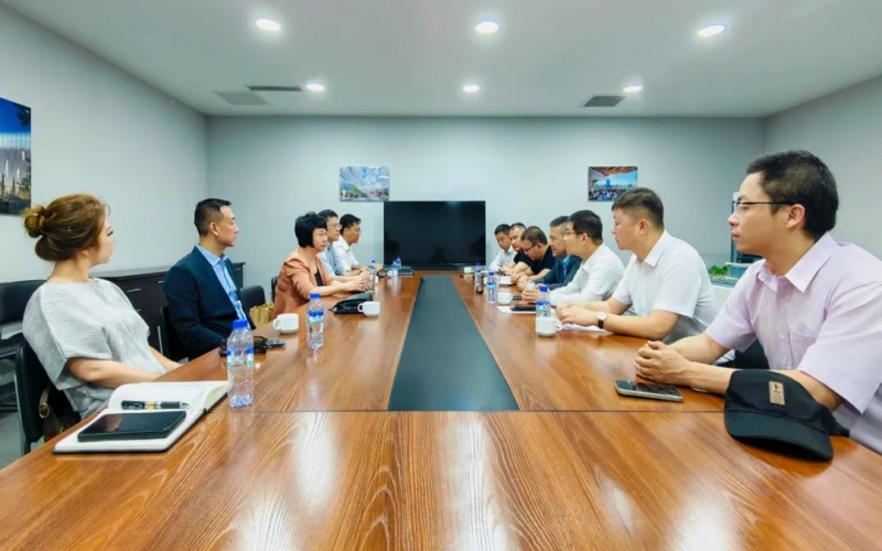 榮程集團黨委書記、融誠物產(chǎn)集團總經(jīng)理張穎赴烏茲別克斯坦開展商務考察 拓展新領域 推進國際化